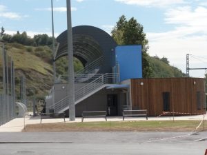 le-stade-de-la-cressonniere-est-desormais-dote-d-infrastructures-flambant-neuves-photo-mohamed-abcha-1410989902